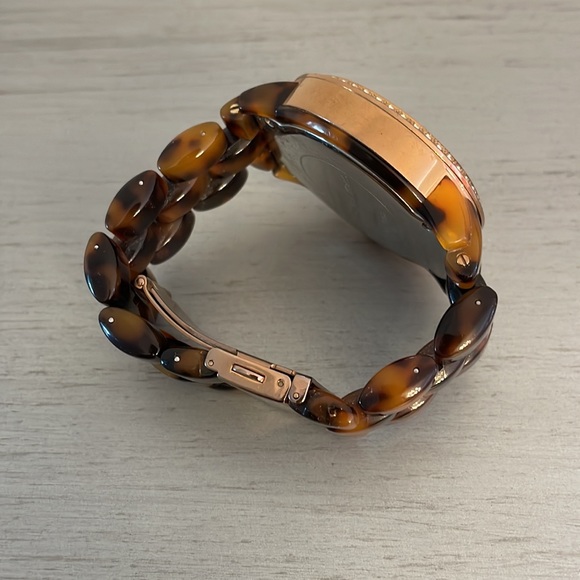 Michael Kors watch - Picture 2 of 4